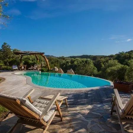 Sleeps 6 Pool Villa Rudalza