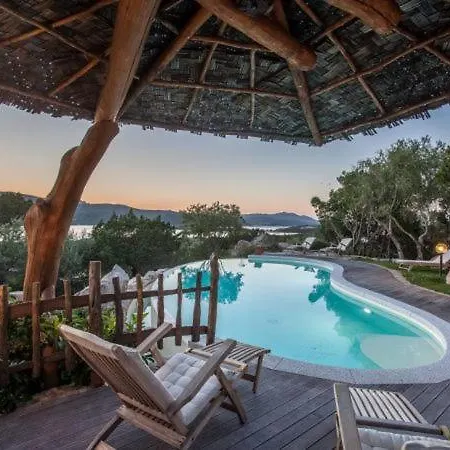 Villa Sleeps 6 Pool *